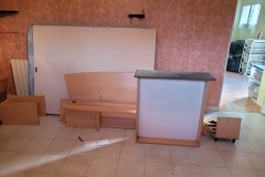 Cadre de lit en 160 de base + 2 tables de nuit démontés